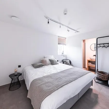 Farm stay Hoeve De Blauwe Zaal *